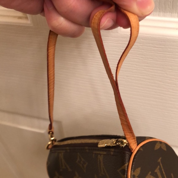 LOUIS VUITTON Monogram Mini Papillon - Picture 5 of 6